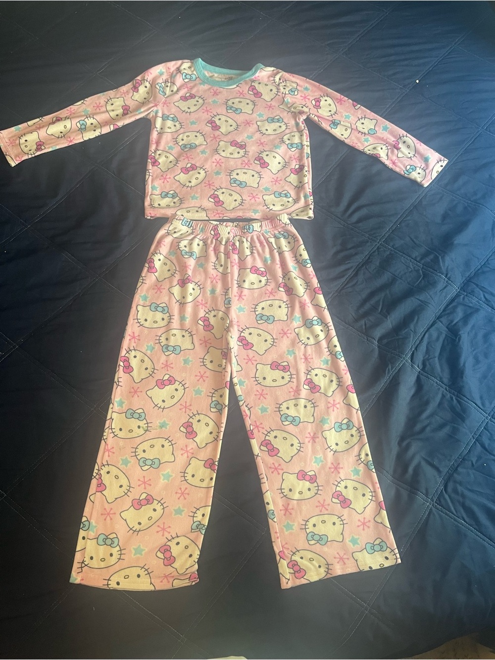 Hello Kitty Pink and Aqua Girls' Long Sleeve Pajama Set